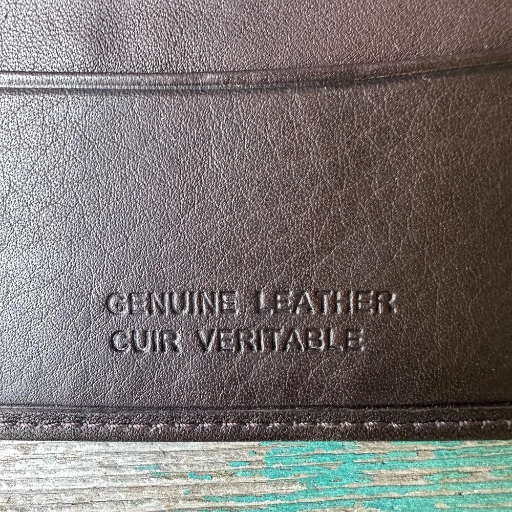 Vintage UMi Designs Genuine Leather Wallet Bi-Fold 4 Inch Card‎ Slots Brown NWOT